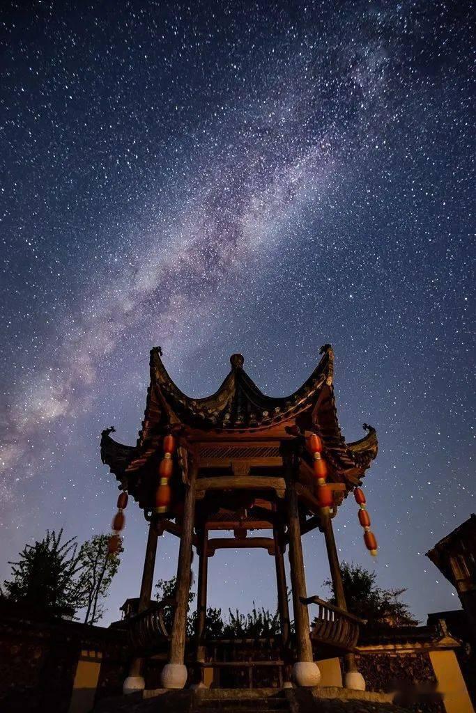 逃离宽敞的健身房